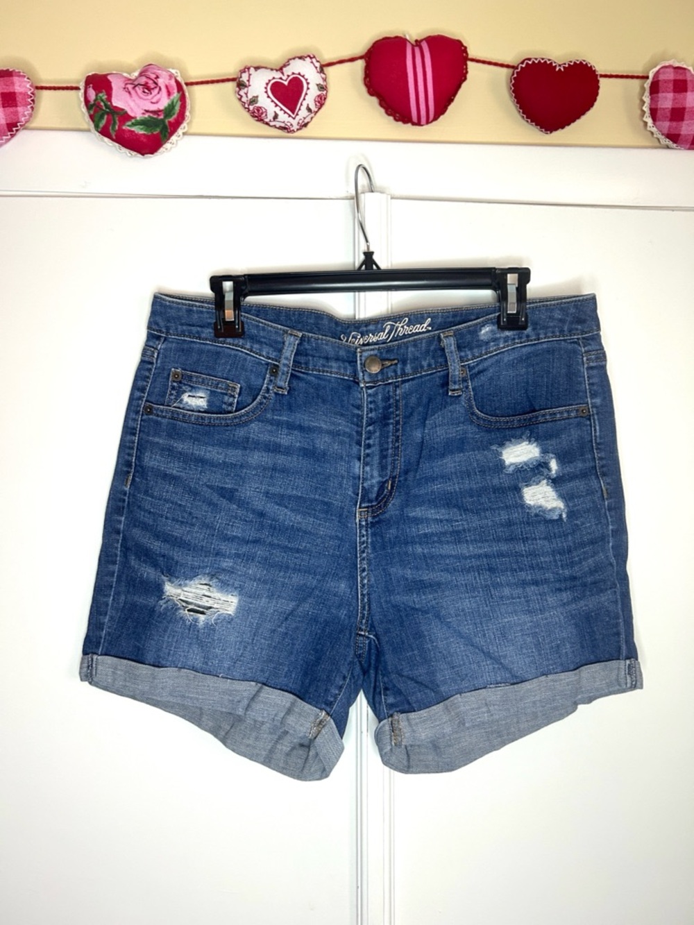Universal Thread Mid-Rise Distressed Boyfriend Shorts